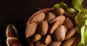 Best food sources of calcium for lactose intolerants almond nuts - calcium source