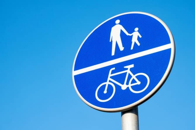 Walking vs cycling Walking vs cycling