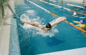 Pros and Cons of Water Aerobics Water Aerobics