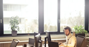 Customer Service 101: How to Keep Your Customers Happy and Loyal Customer Service 101