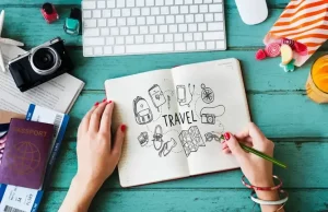 Navigate the Festive Season with Ease: Top 5 Holiday Travel Tips Top 5 Holiday Travel Tips