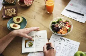 AI Meal Planners: Are They Really Better Than Dieticians? AI Meal Planners