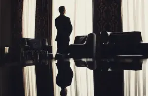 Quiet Luxury: How Minimalism Became the New Status Symbol Quiet Luxury: How Minimalism Became the New Status Symbol